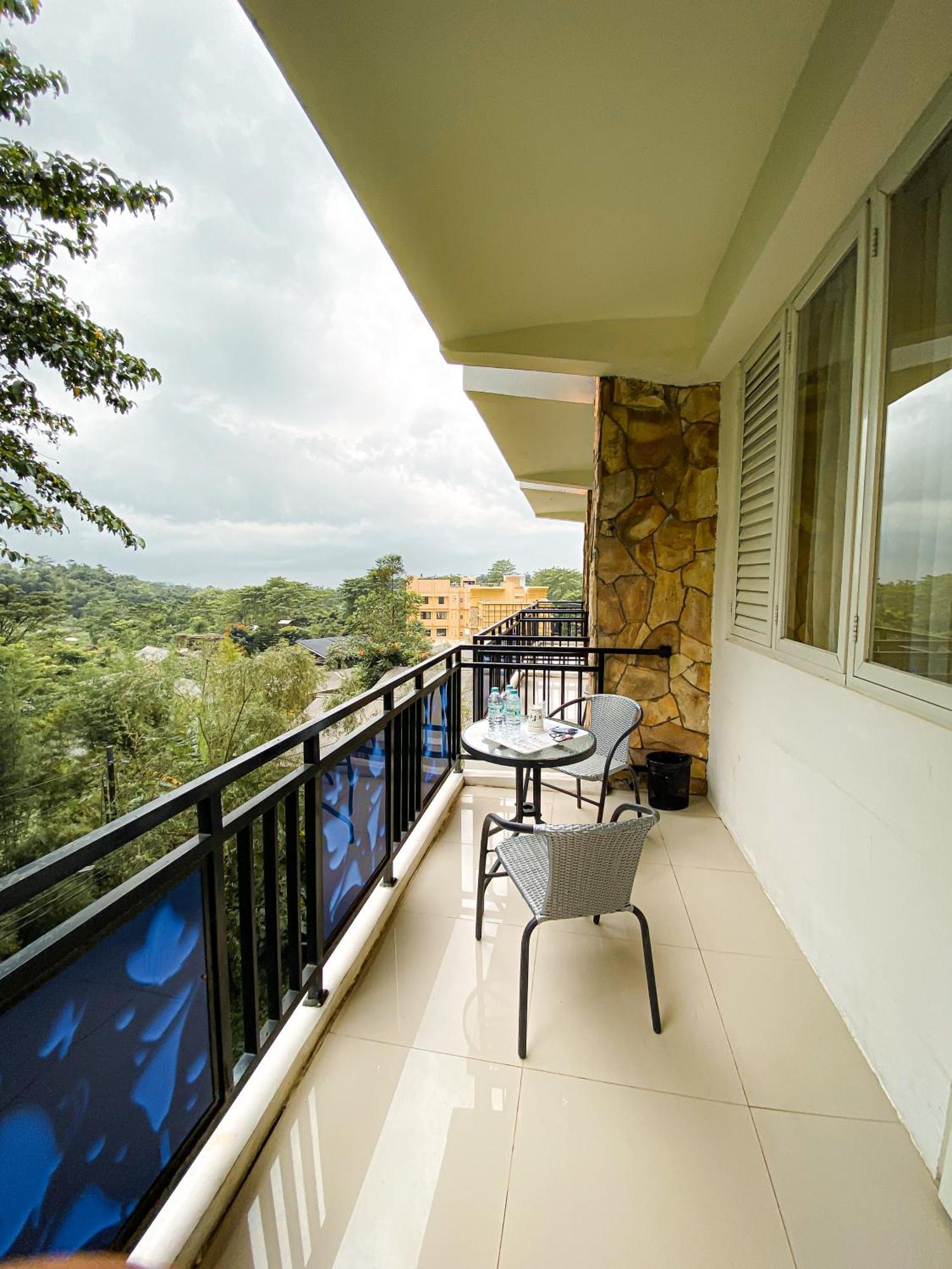 Transformer Center Hotel Batu (East Java) Exterior foto